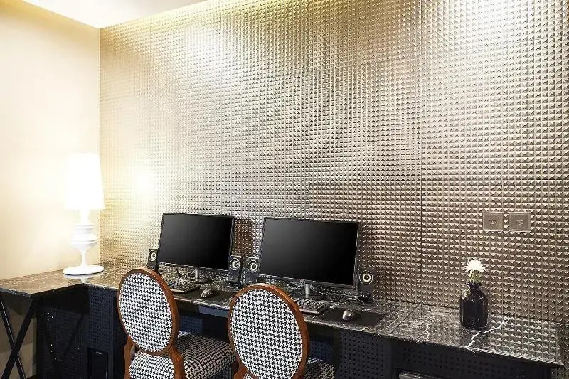 Konkuk University Boutique Nine