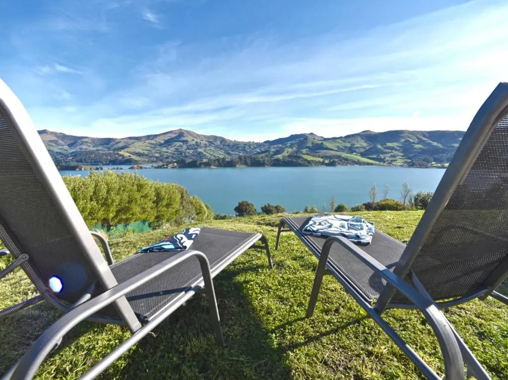 Hectors Tiny House - Akaroa Holiday Home