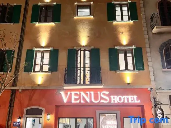 Venus Hotel