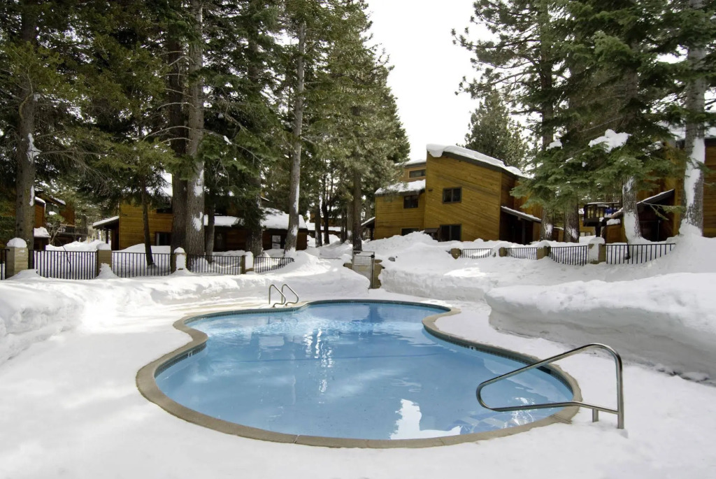 Meadow Ridge Condos by Mammoth Slopes Lodging