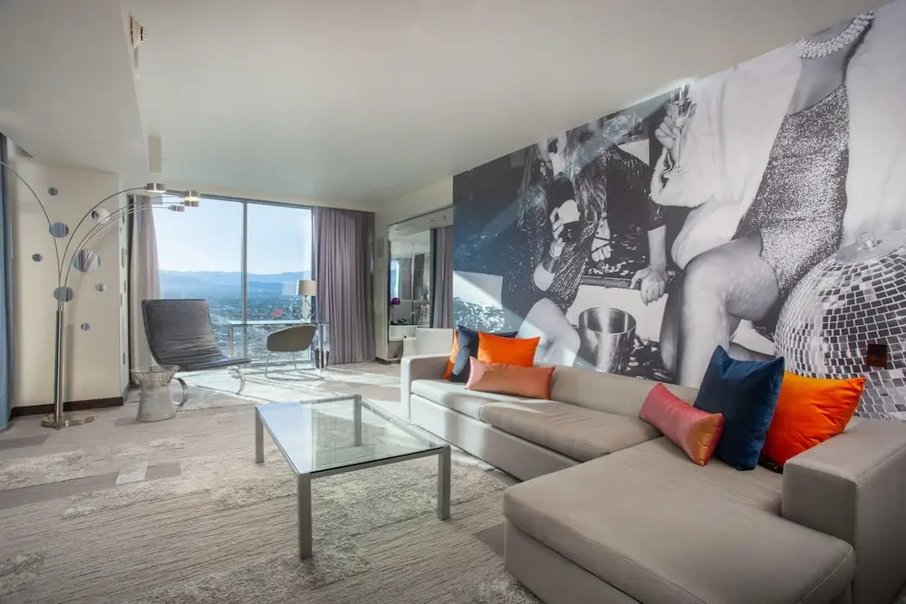 Palms Place Unit 35321