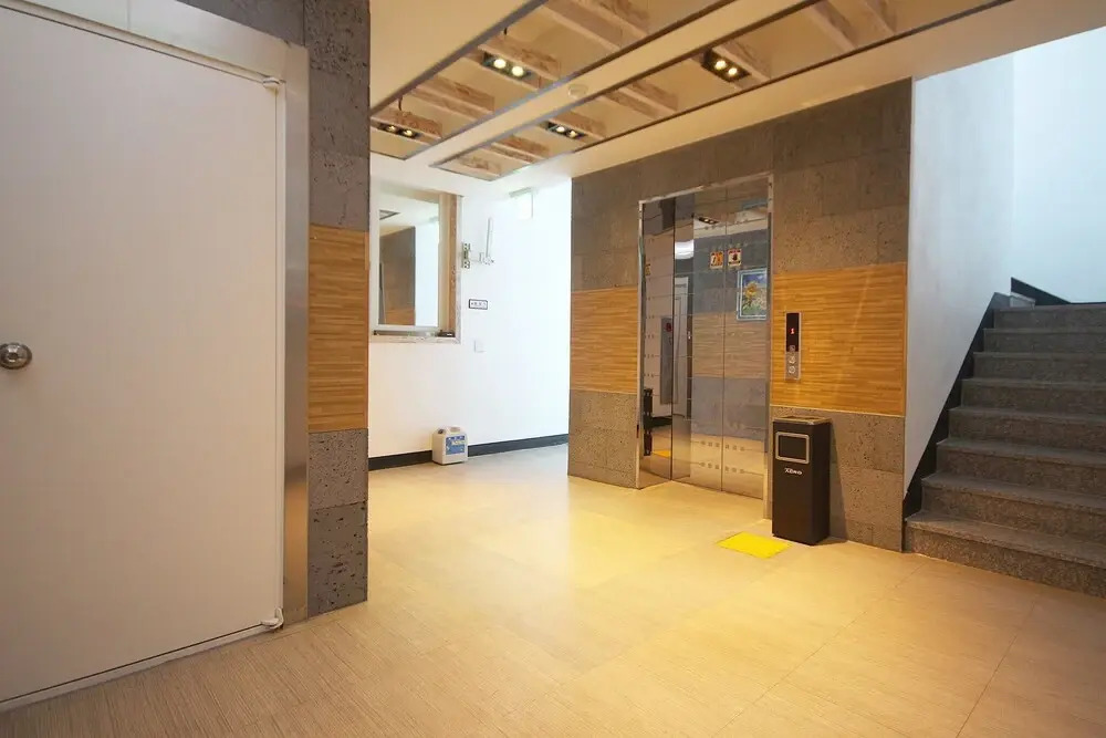 Gunsan Hotel Acro