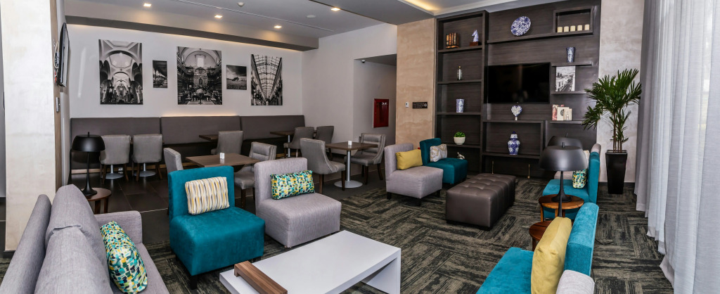 Hampton Inn & Suites By Hilton Puebla