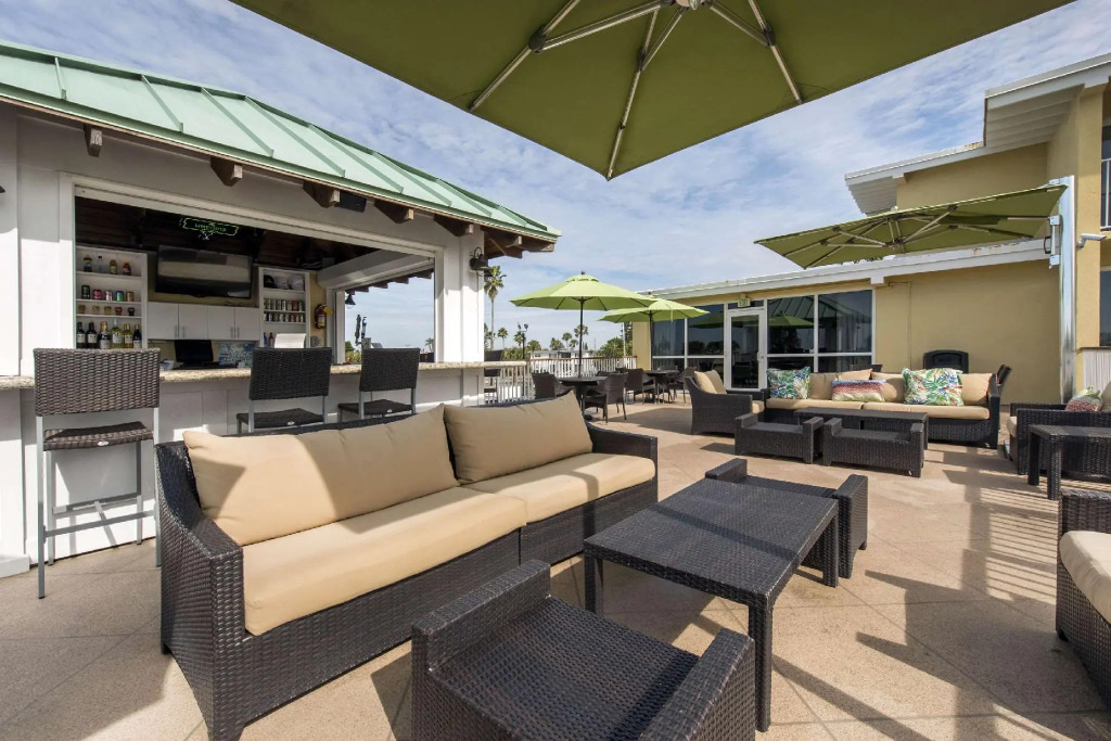 Treasure Island Hotel and Marina