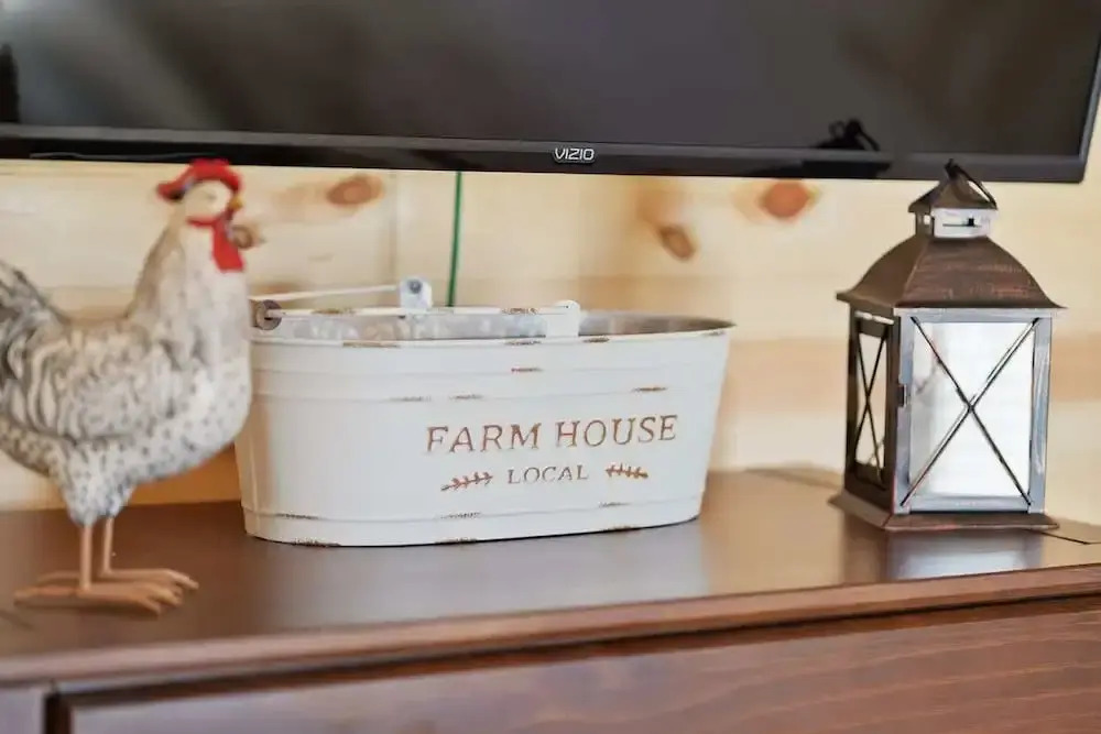 Gorgeous Cabin on Main-steps to Pacific War Museum