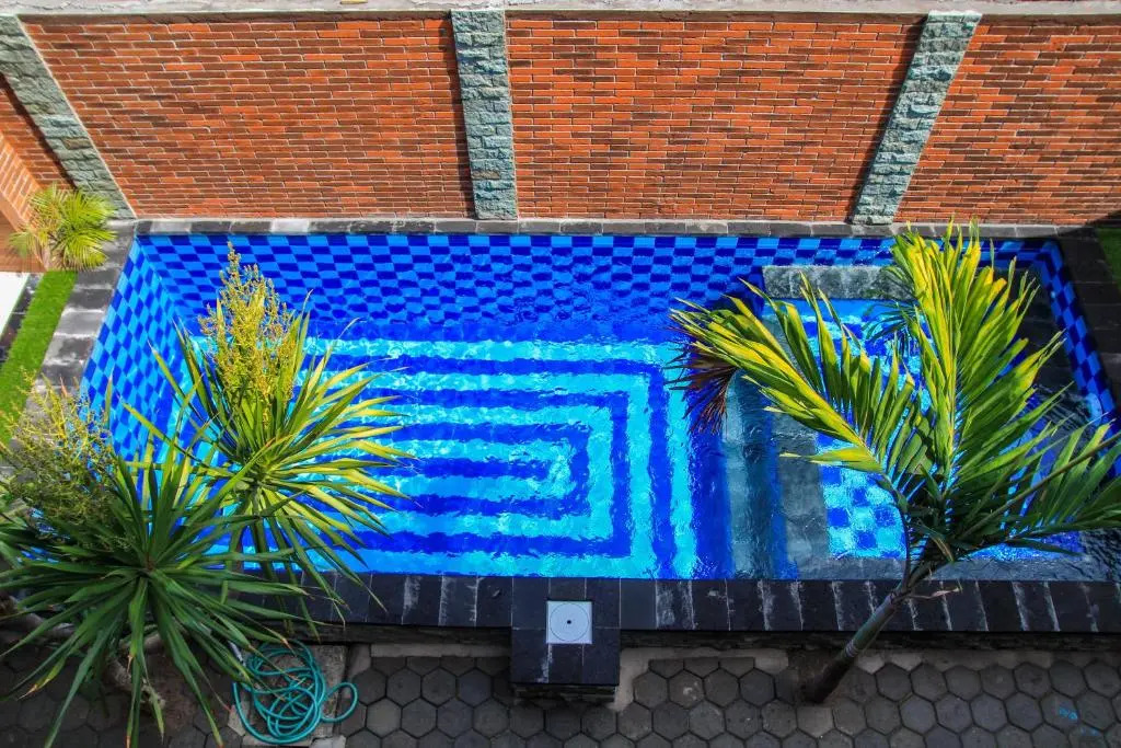 DTegal House