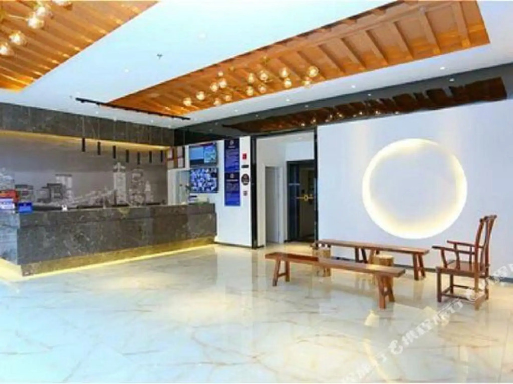 Super 8 Hotel Premier (Beijing Guomao West, Dawang Road)