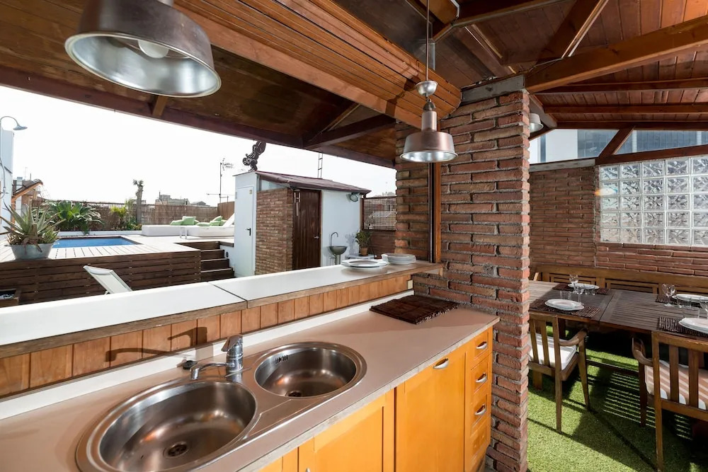 Balmes - Ático Con Piscina Privada En Barcelona