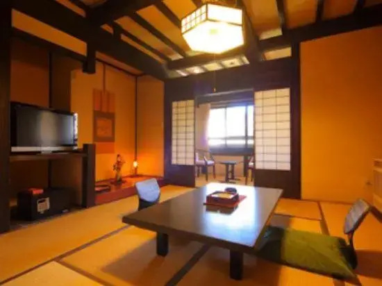 Shinmei Onsen Yumoto Sugishima
