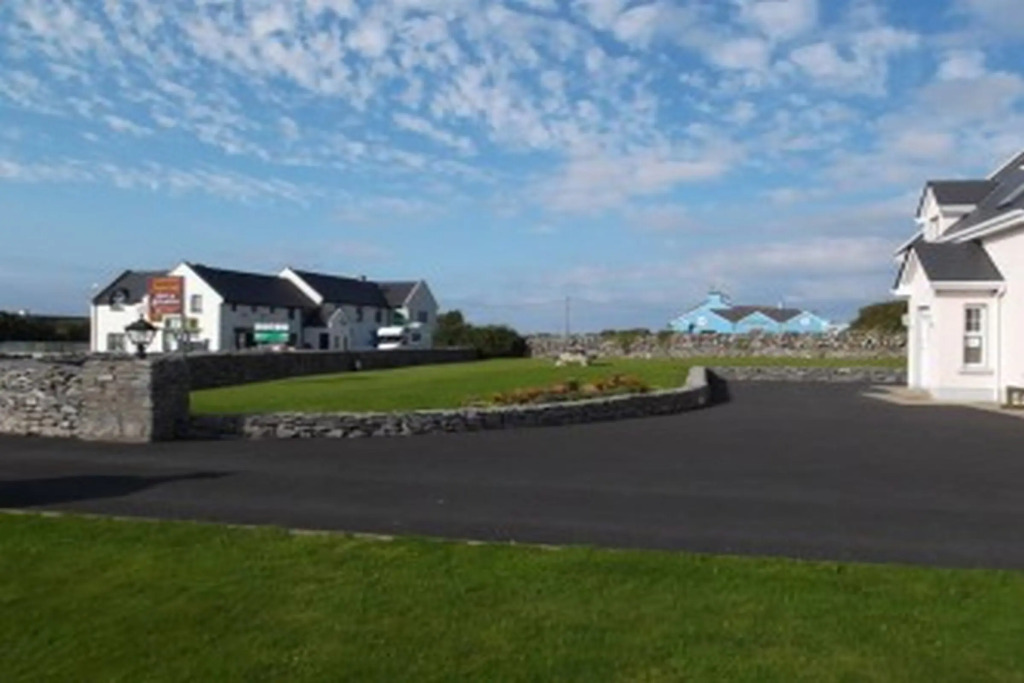 Seacoast Lodge