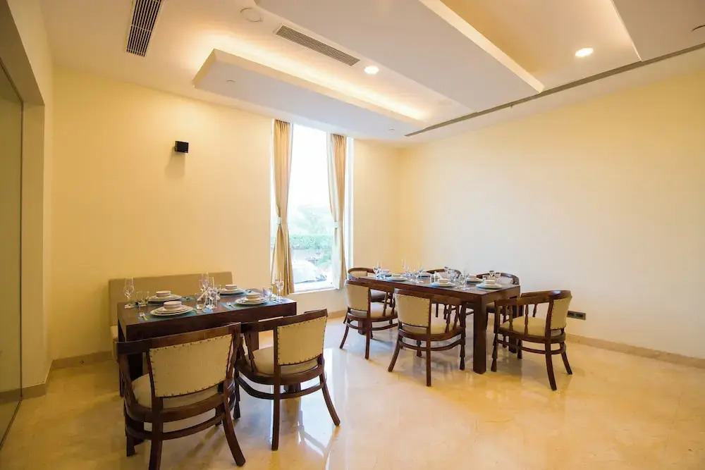 Eternal Oasis by Alaya Stays, Golf Course Road