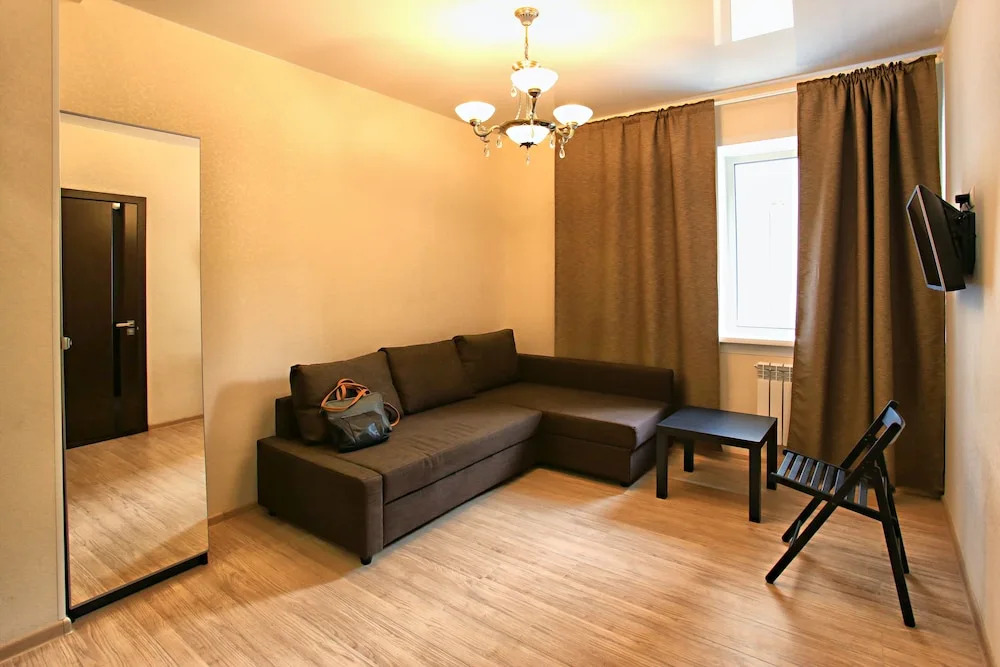 G&I Apartments