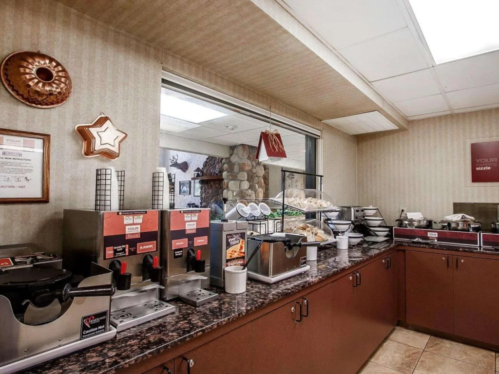 Comfort Inn & Suites Branson Meadows