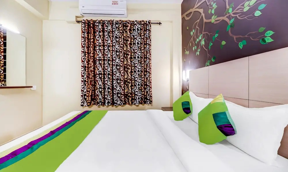 Treebo Petals Suites Marine Drive