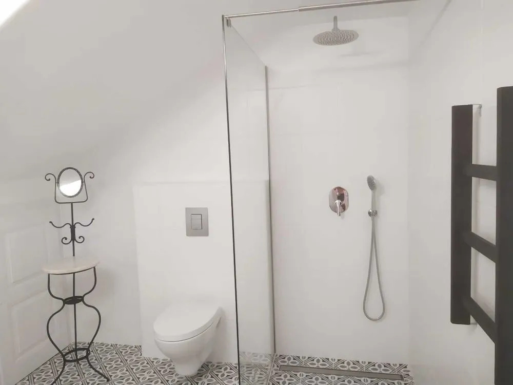 Casa c/ Piscina e Terraço em Faromystay