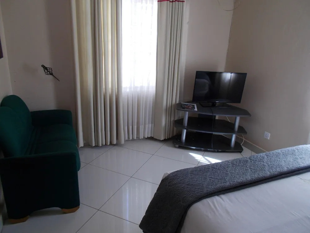 Serenity Lodge Limited