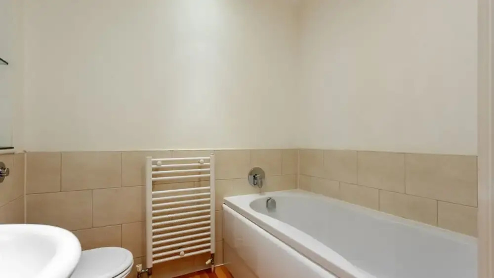 Starboard - Spacious Two-bedroom Apartment