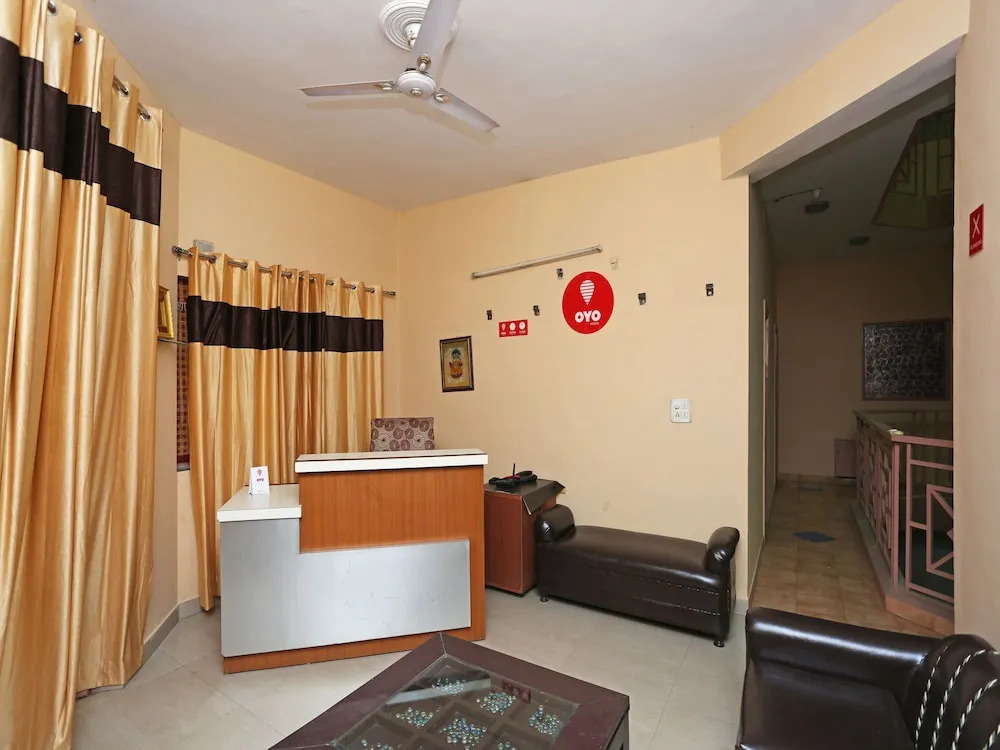 The Nest By OYO Rooms