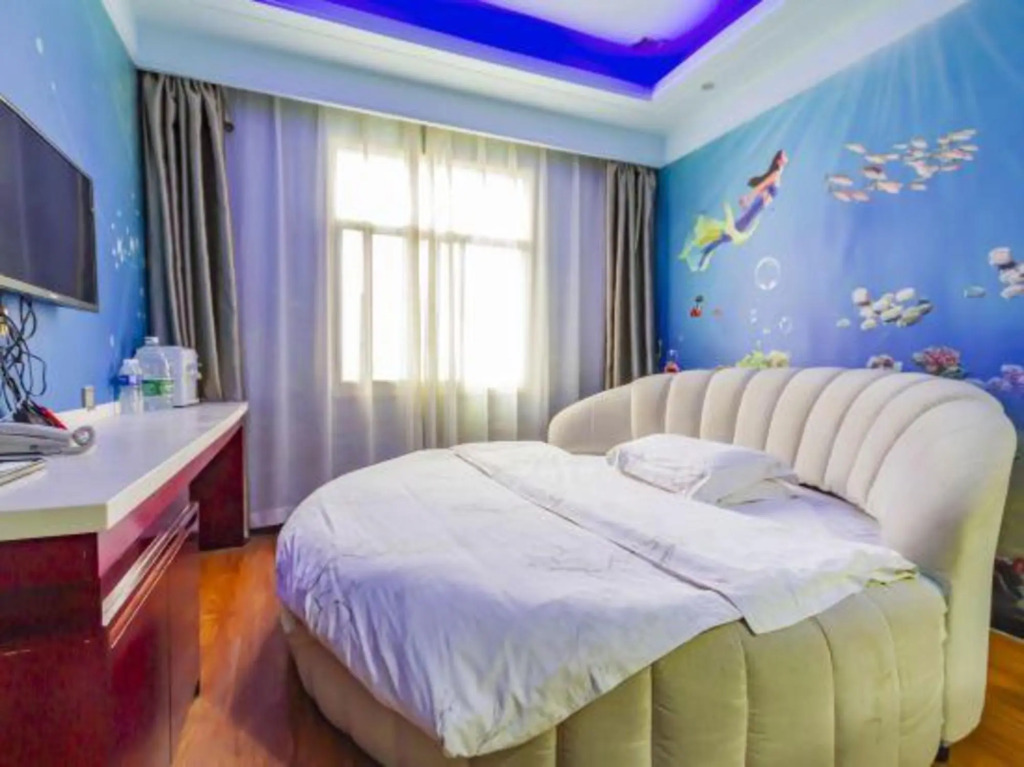 Shangpin Theme Hotel