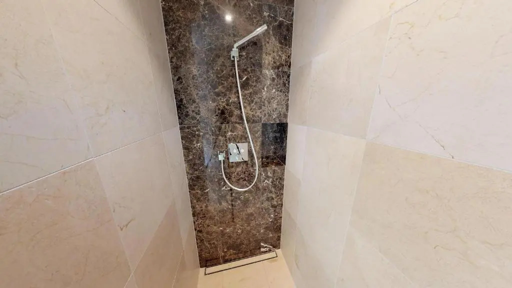 White Pearl Apartment 3.01