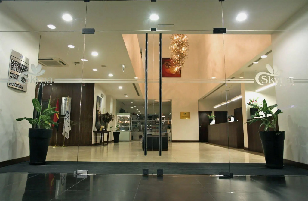 Skyna Hotel