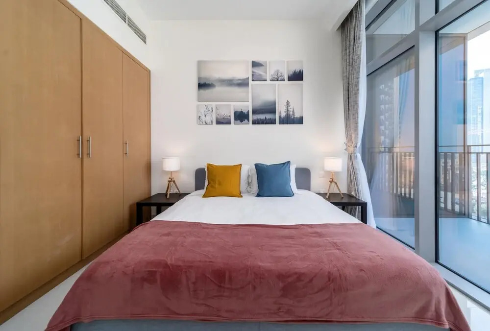 Lux BnB BLVD Central