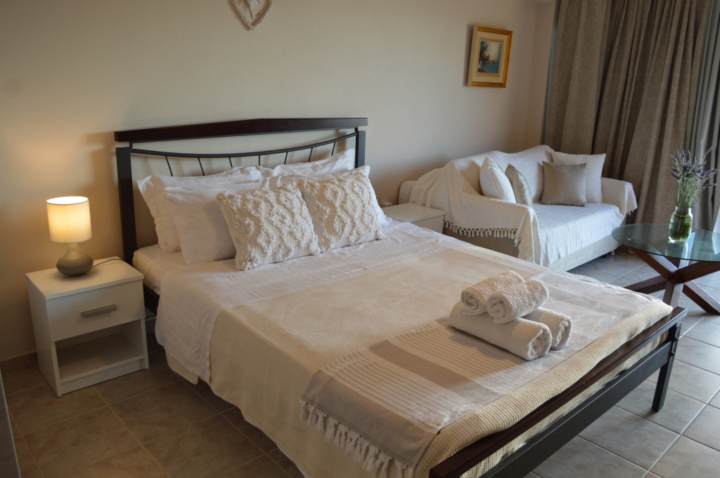 Best House Petit Pylos Messinias