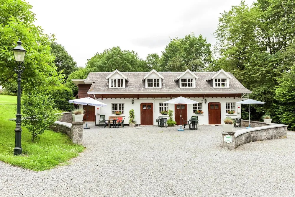 Peaceful Nature Stay in Bohon