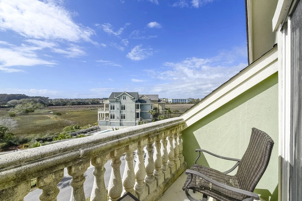 93 Singleton Beach Rd Oceanview 5 Br home by RedAwning