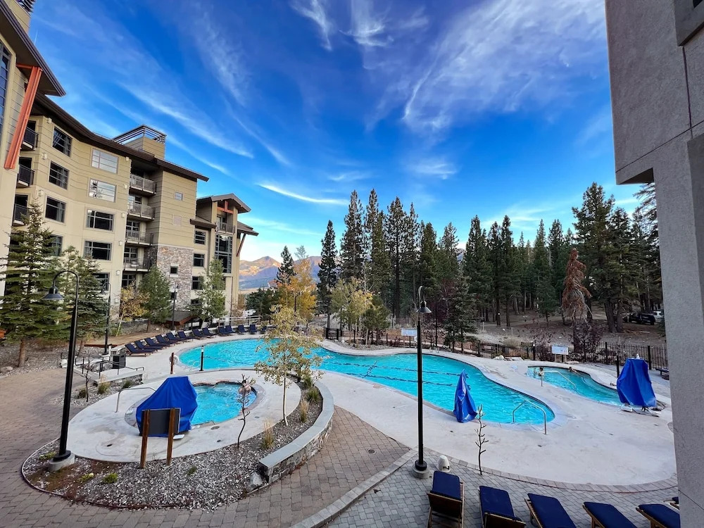 Village Monache #311 condo