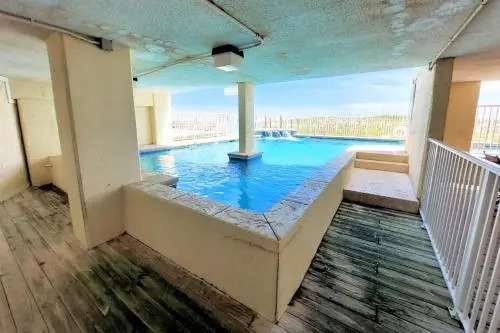 Castaways 9c Condo