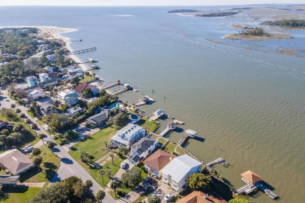Bart's Back River Retreat