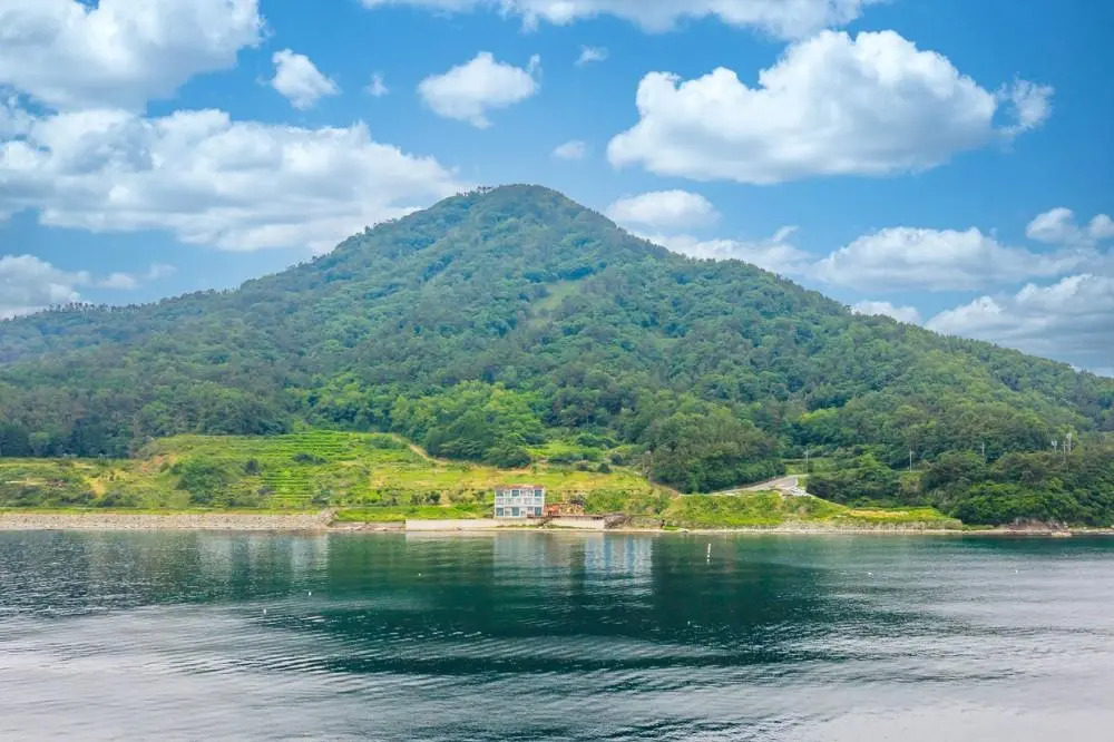 Geoje The Hue Pension