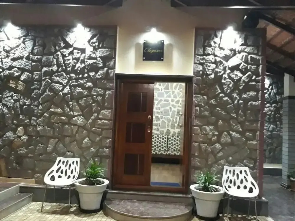 Elegance Homestay