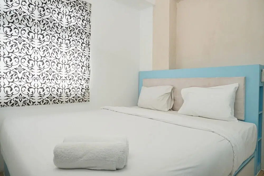 Gorgeous 2BR Green Pramuka Apartment