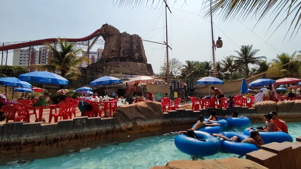 Piazza diRoma com acesso ao Acqua Park e Splash
