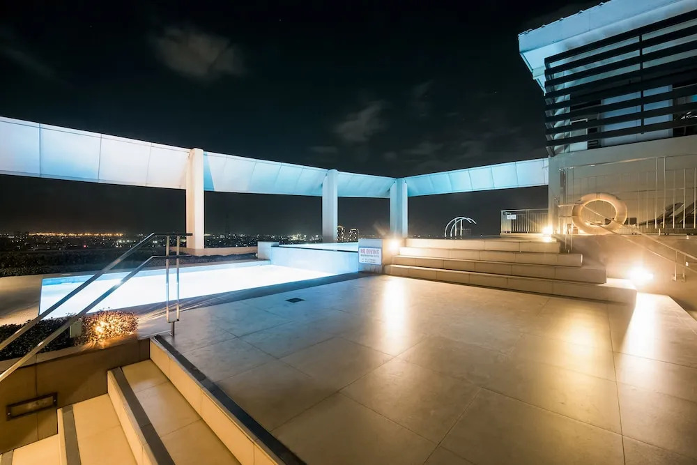 Oyo 445 Vinia Residences by Filinvest