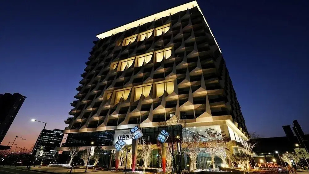 Kinstay Hotel