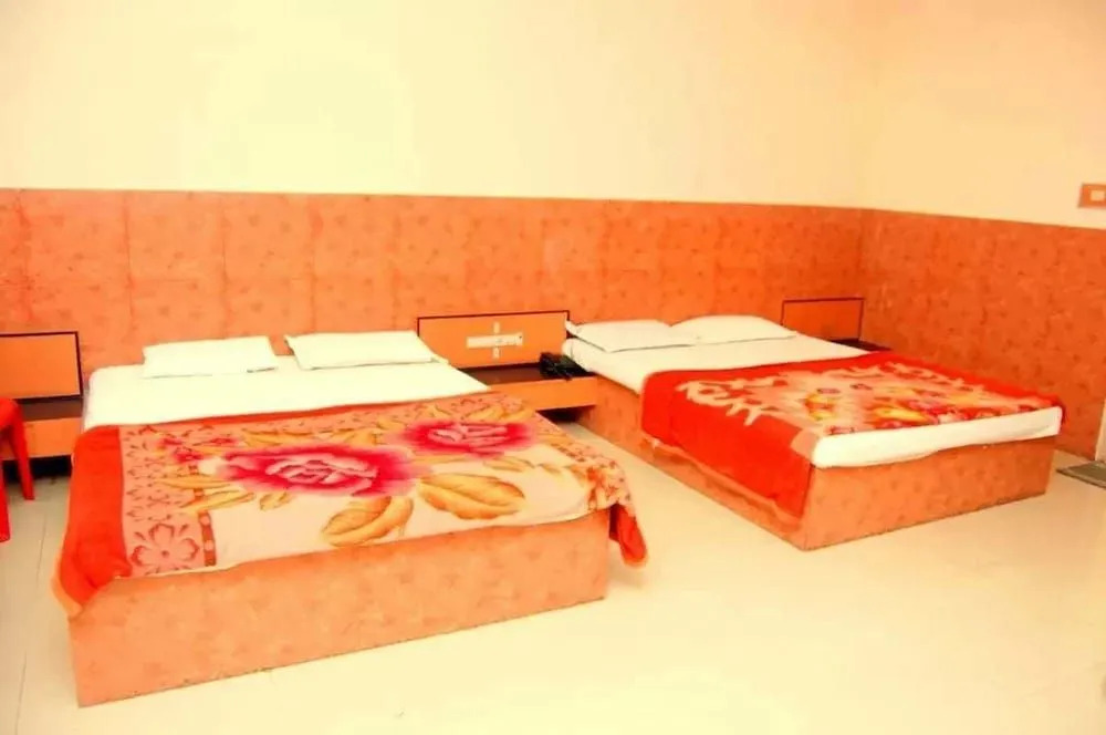 Hotel Meera