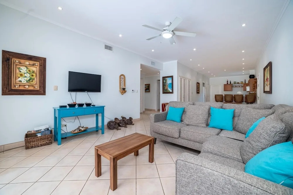 Stay in Tamarindo Condominiums