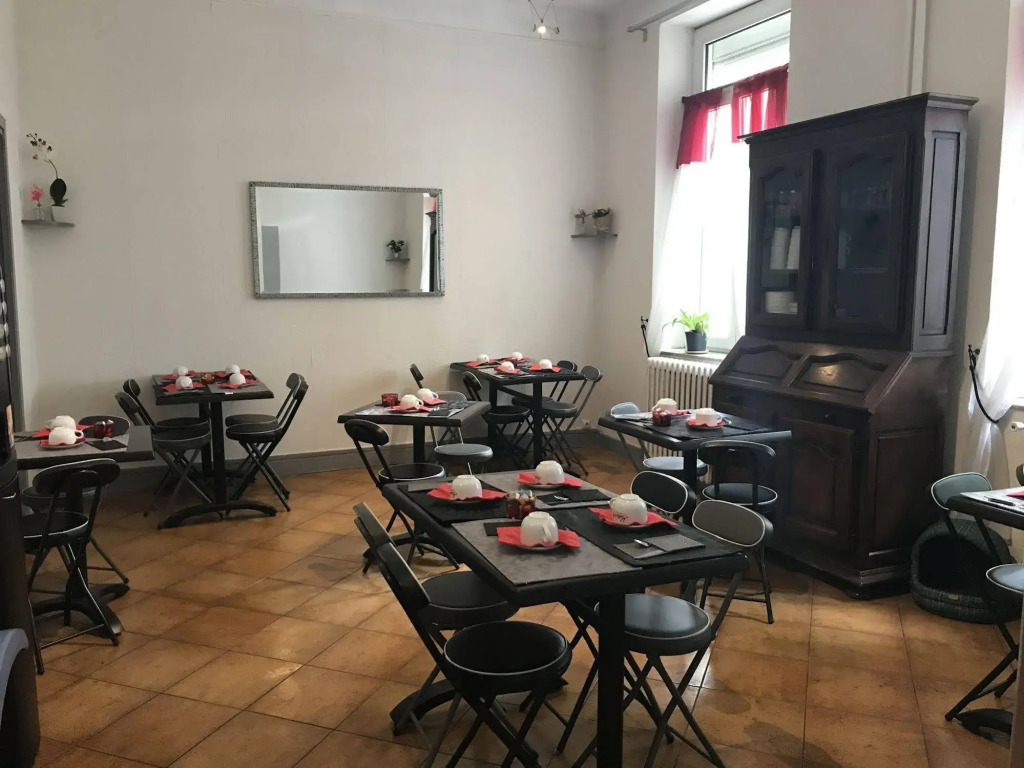 Au Royal Hotel