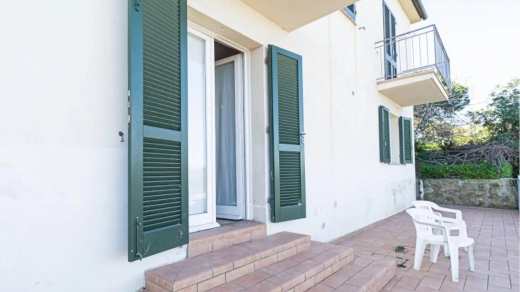 Two-room apartment with sea view near the famous Sansone beach-BILOCALE A SANSONE