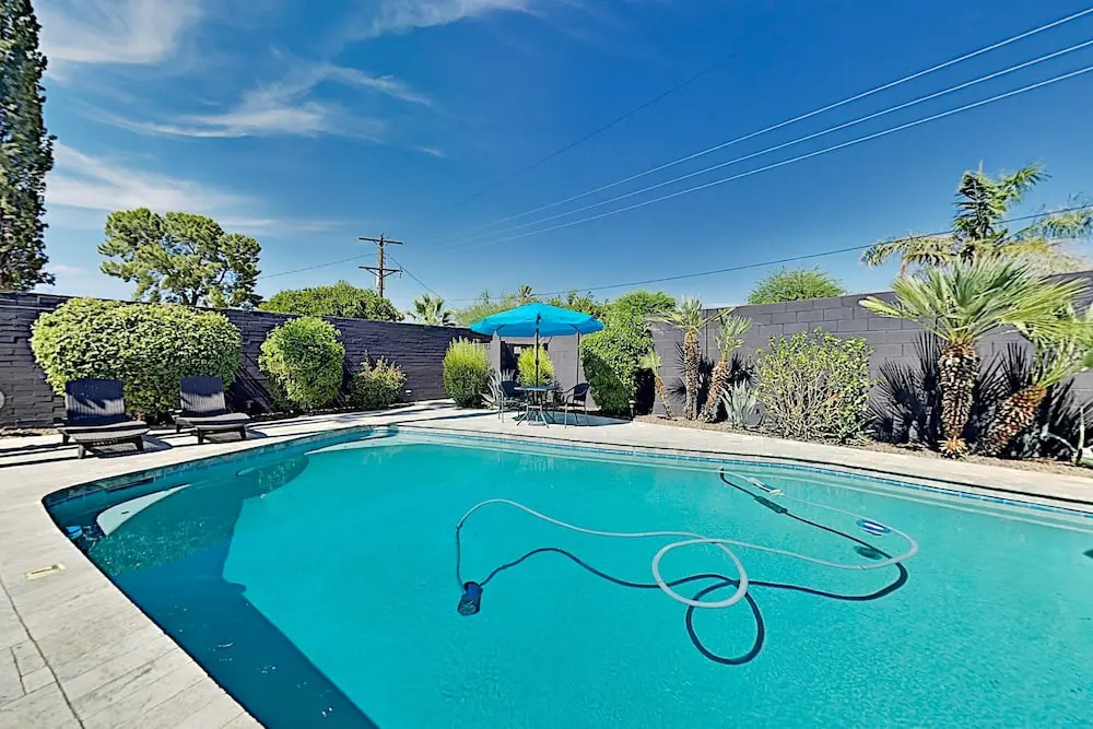 Peaceful Walled Paradise W/ Private Yard & Pool 4 Bedroom Home