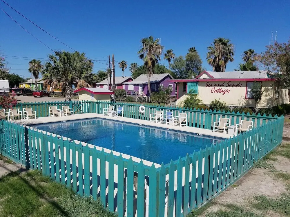 Sea and Sands Cottages
