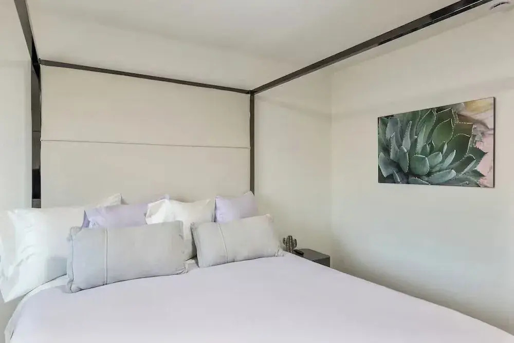 Desert Dream- Retreat with Heated Pool