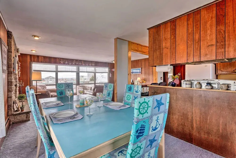 Rhode Island Oceanview Retreat: Walk to Shore!