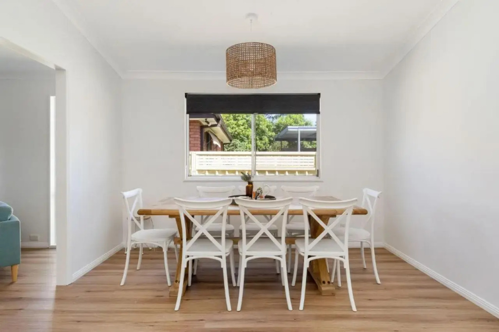 Golden Sands Pet Friendly 2 Mins Walk to Beach