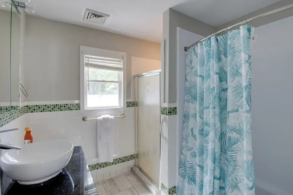 Charming Somers Point House w/ Private Pool!