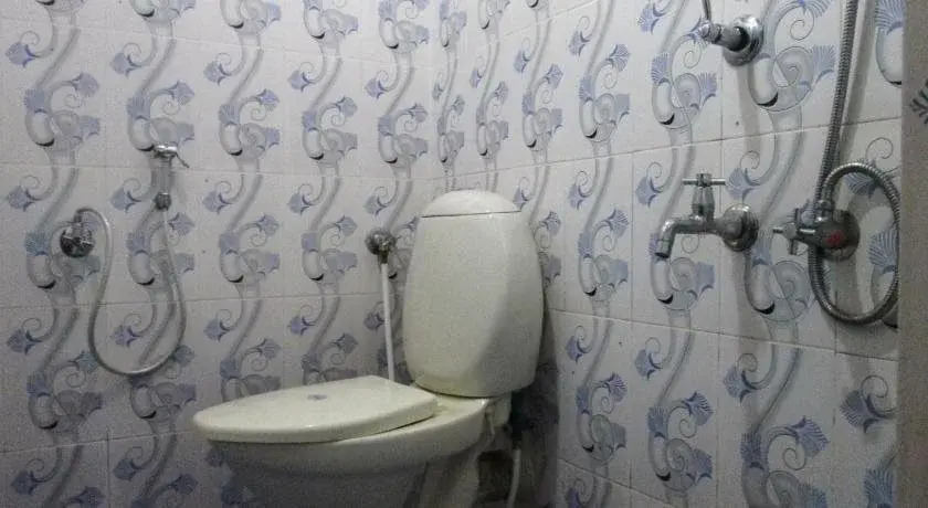 VALIYATH HOLIDAYS HOMESTAY