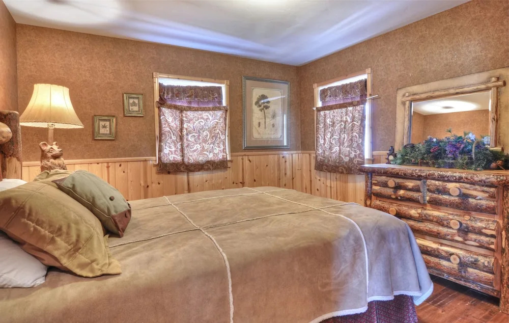 No. 5 Lake Front Dream Cabin Cabin